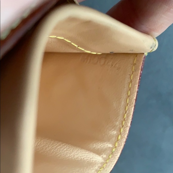 Authentic Louis Vuitton Murakami White Wallet Porte Monnaie Plat Coin Case - Picture 8 of 13